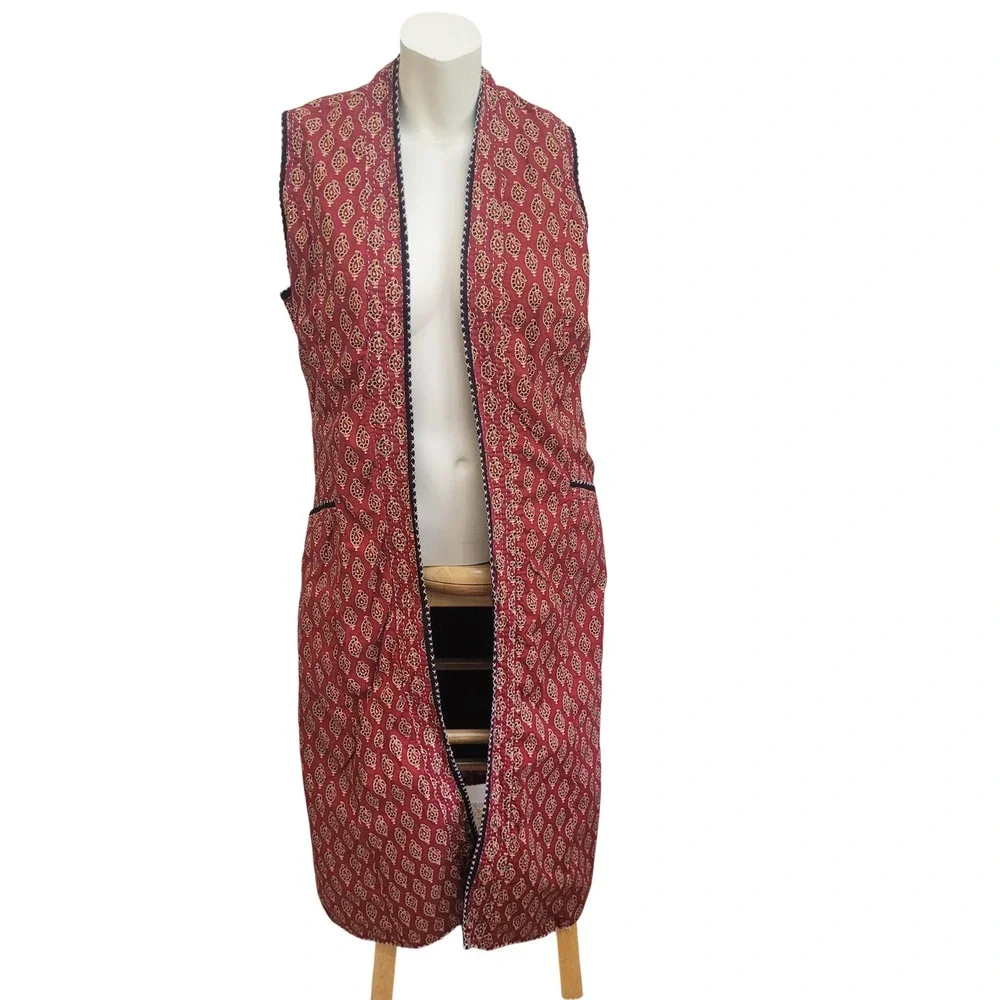 Orvis Long Vest Duster Red Paisley Hippie Boho  Medium Embroidery
